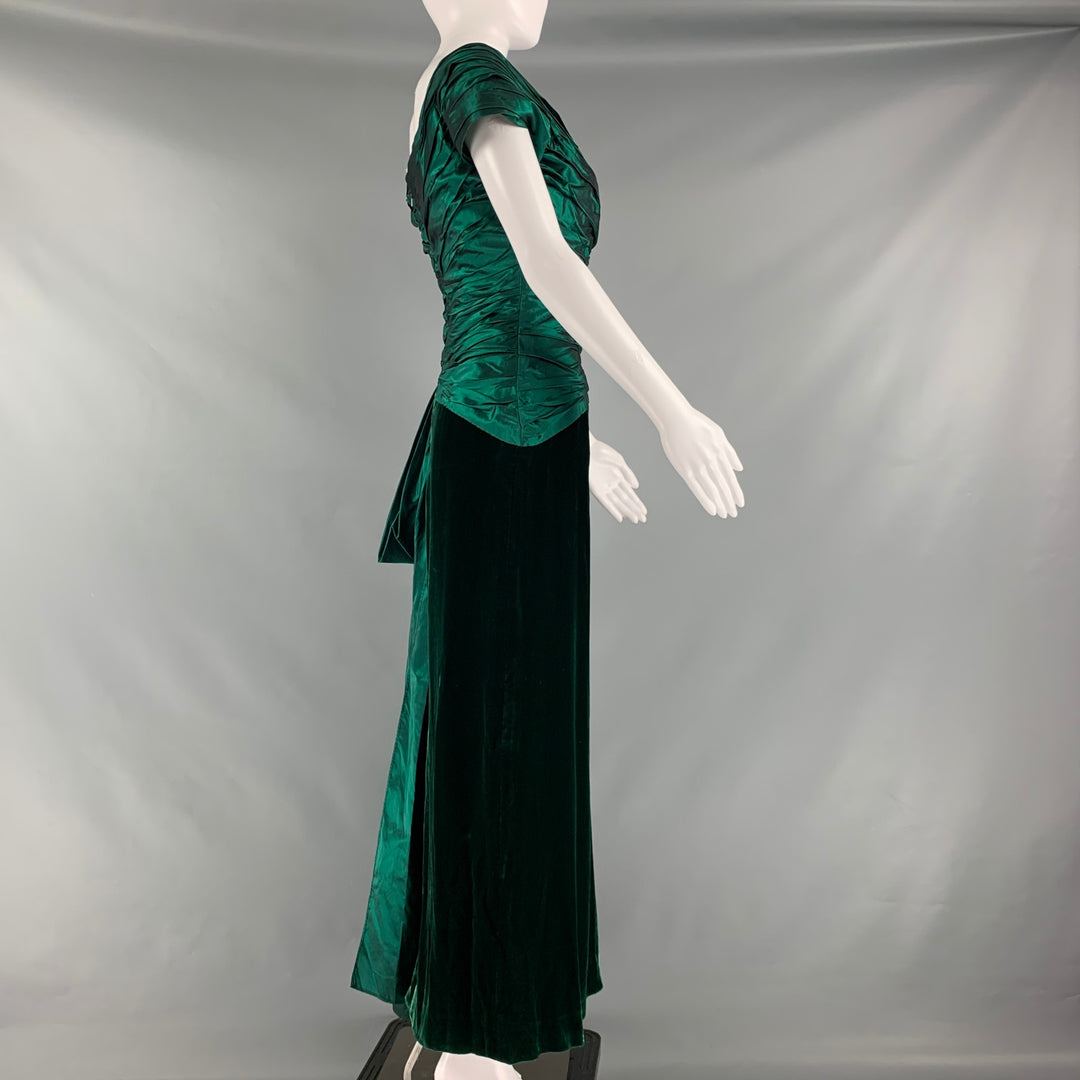 BELLVILLE SASSOON Size 8 Green Taffeta Ruched Cap Sleeves Long Gown