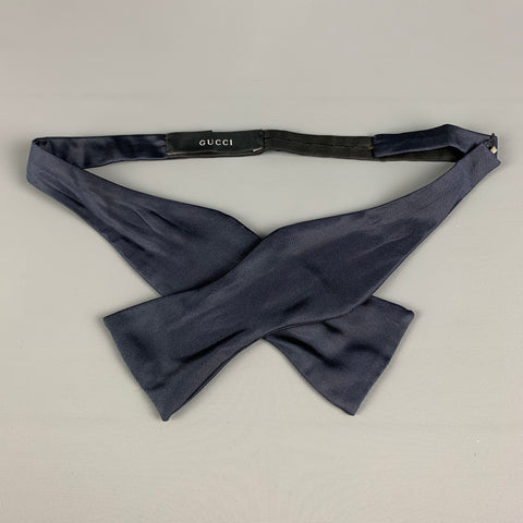 GUCCI Navy Silk Bow Tie