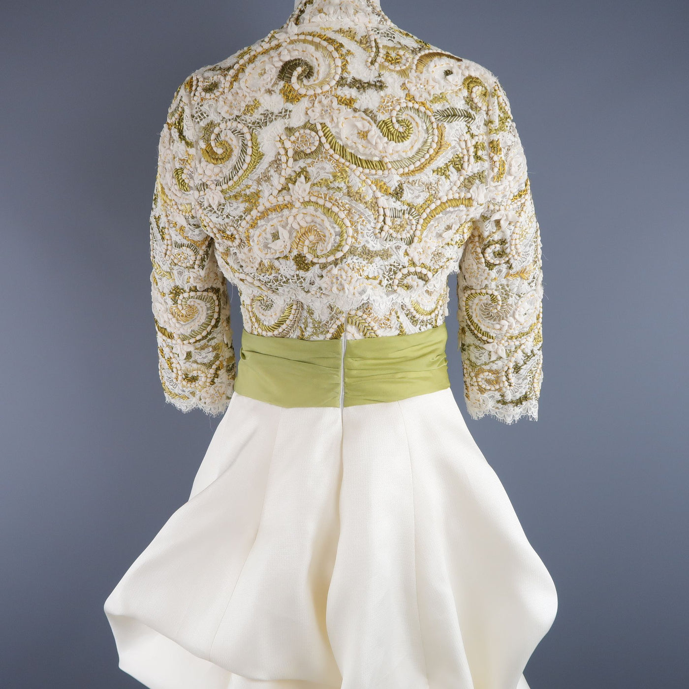 MONIQUE LHUILLIER Size 10 Cream Gold Green Lace Bodice Bolero Gown