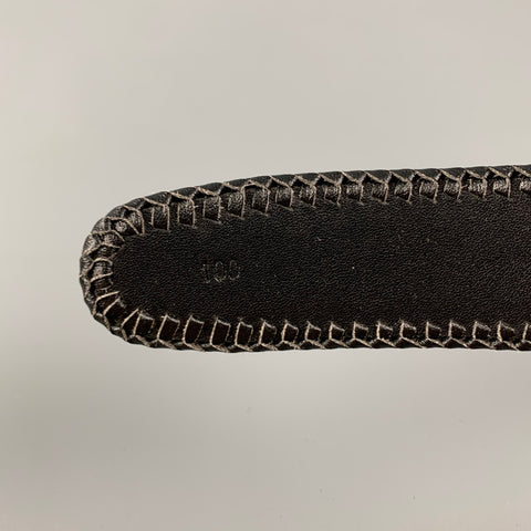 Correa de cinturón de piel de cocodrilo con textura negra HECHA A MEDIDA