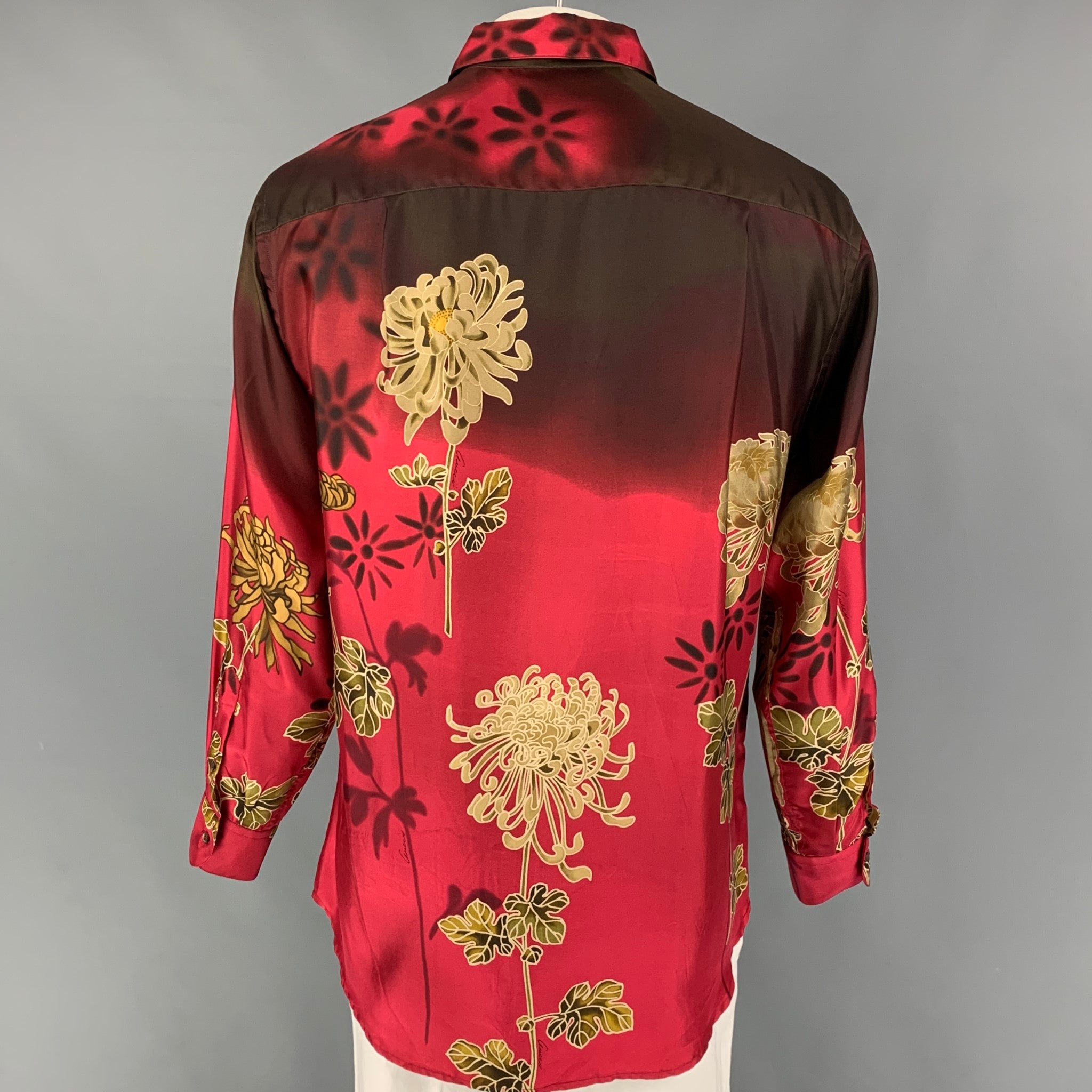 Vintage GUCCI by Tom Ford 2001 Size L Red Floral Silk Button