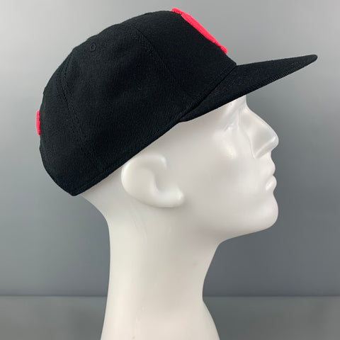DSQUARED2 Sombrero de lona bordado negro rosa
