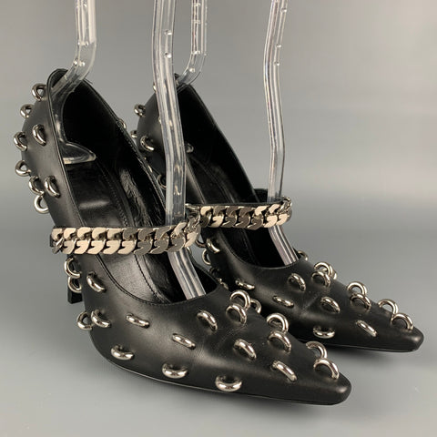 GIVENCHY Talla 8 Zapatos Mary Jane con cadena de cuero negro y plateado