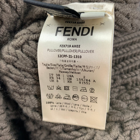 FENDI Suéter corto de cuello alto de lana de punto color topo talla 2