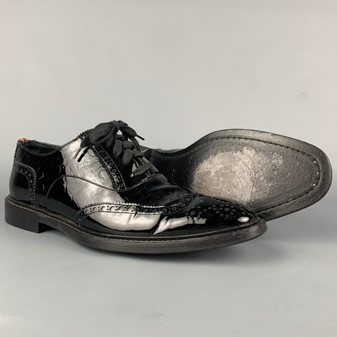 BURBERRY LONDON Size 9 Black Perforated Patent Leather Wingtip Lace Up Shoes