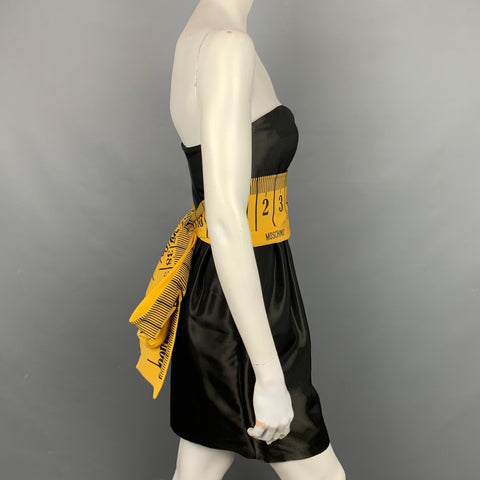 MOSCHINO COUTURE Pre-Fall 15 Size 6 Black & Yellow Rayon Blend Tape Measure Bow Cocktail Dress