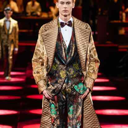 DOLCE & GABBANA F/W 19 Size 42 Black & Multi-Color Brocade Acetate Blend 3 Piece Suit