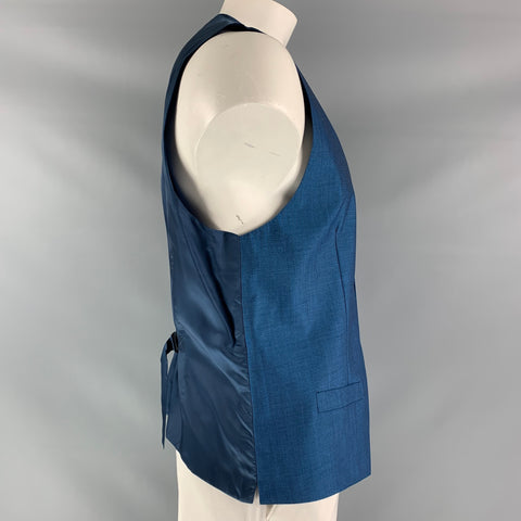 DOLCE & GABBANA Size 46 Solid Wool &  Mohair Buttoned Blue Vest