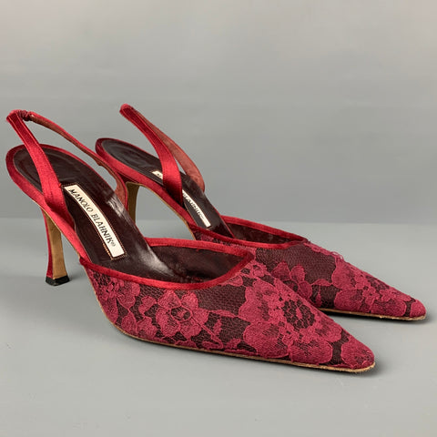 MANOLO BLAHNIK Talla 8.5 Zapatos de tacón con tira trasera de encaje burdeos