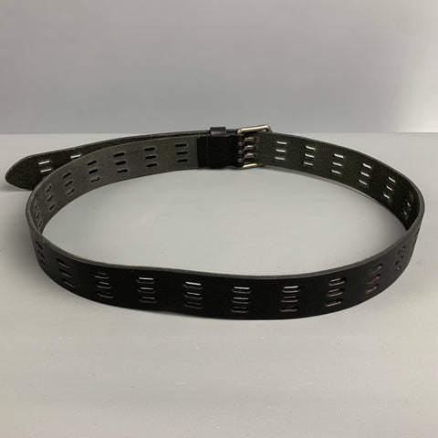 SAINT LAURENT Ceinture en cuir perforé noir taille 36