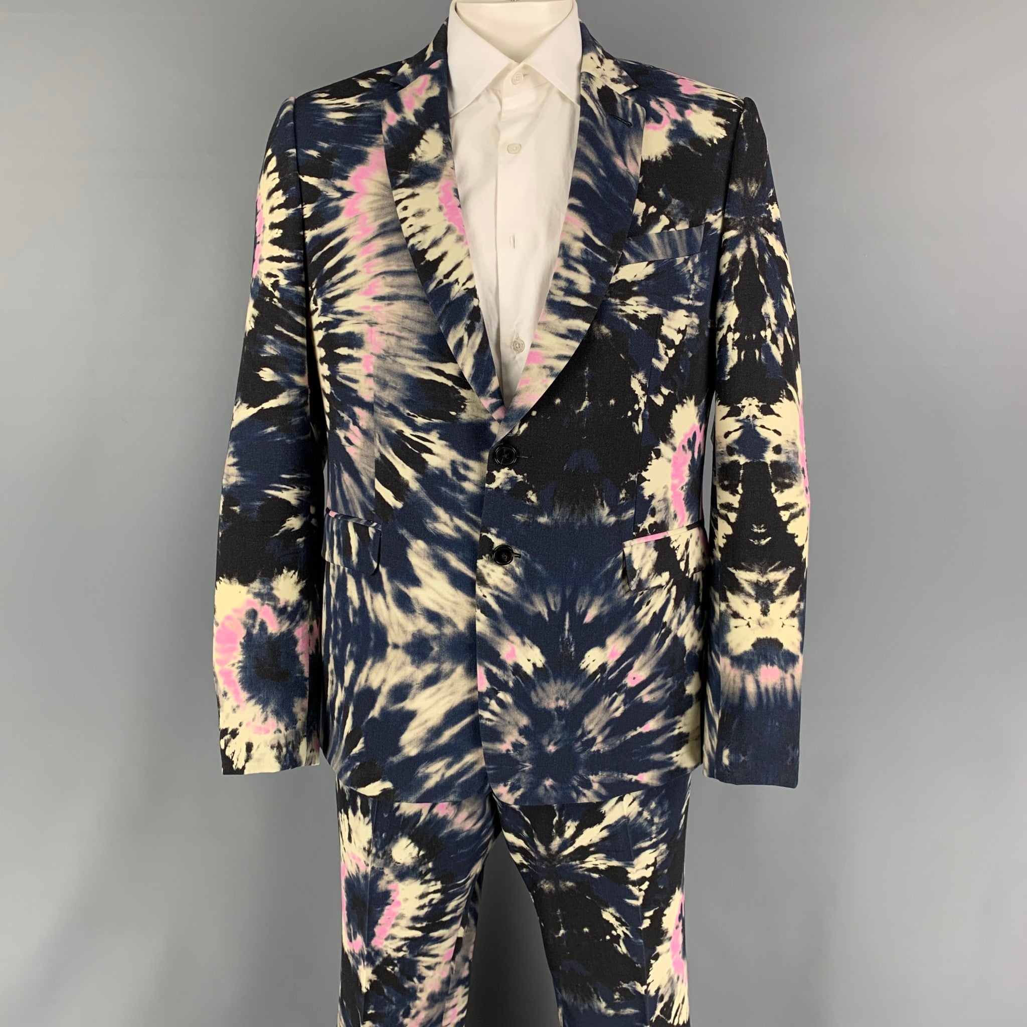 DRIES VAN NOTEN Size 44 Black Beige Pink Tie Dye Wool Notch Lapel Suit