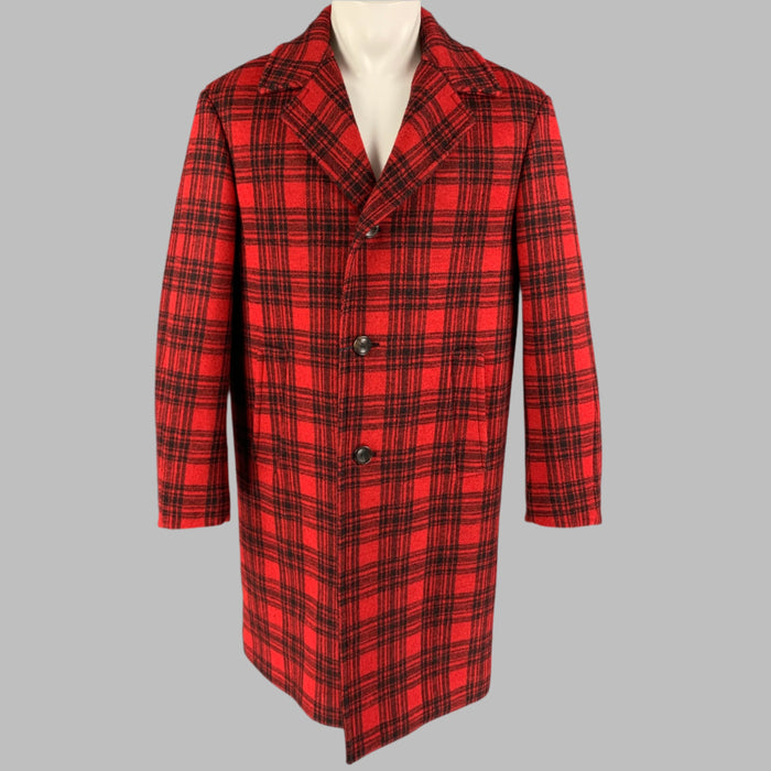 GUCCI FW 16 Size 40 Red Black Plaid Wool Blend Notch Lapel Coat
