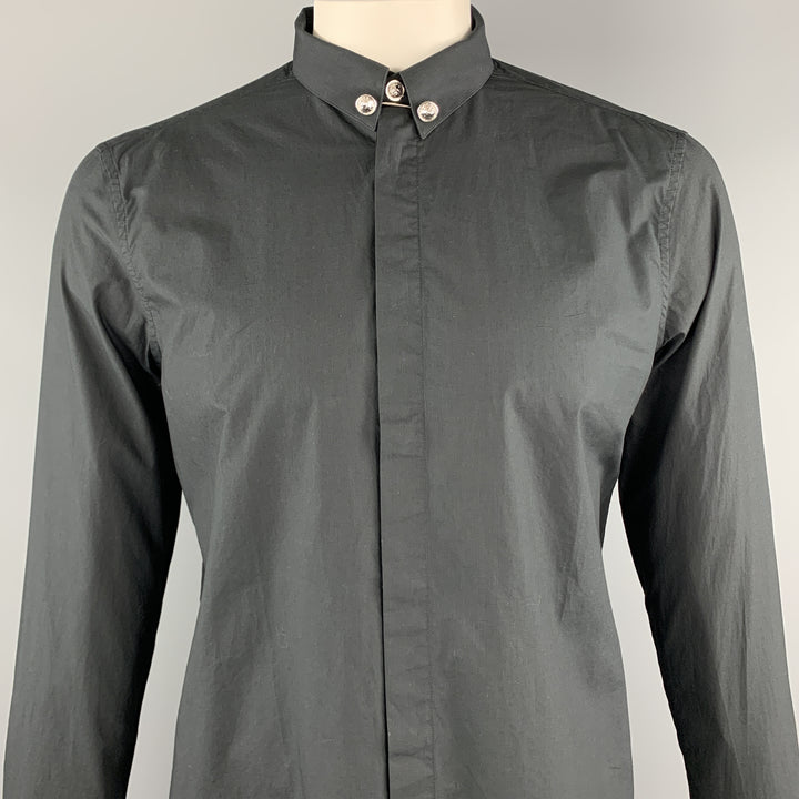 VERSUS by GIANNI VERSACE Talla M Camisa de manga larga de algodón liso negro