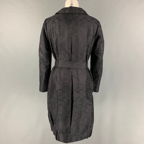 DRIES VAN NOTEN Taille S Manteau ceinturé en soie noire avec boutons-pression cachés