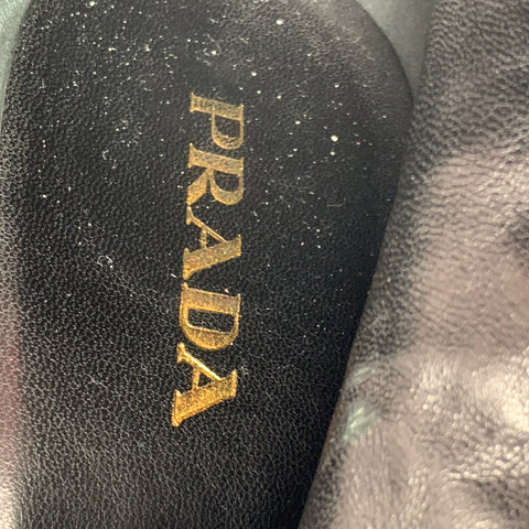 PRADA Taille 10 Bottes hautes en cuir noir