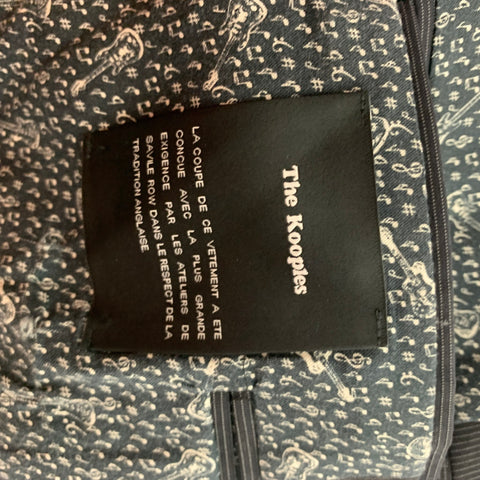 THE KOOPLES Taille 40 Manteau de sport à revers en laine à fines rayures marine