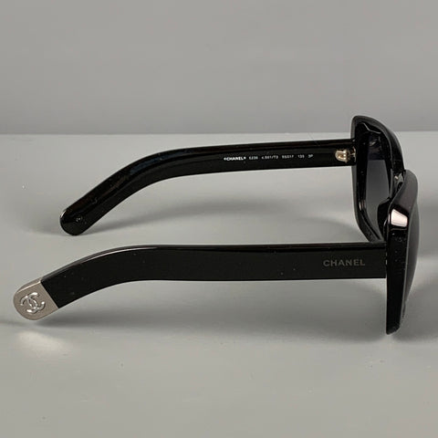 CHANEL Gafas de sol de acetato negro y plateado