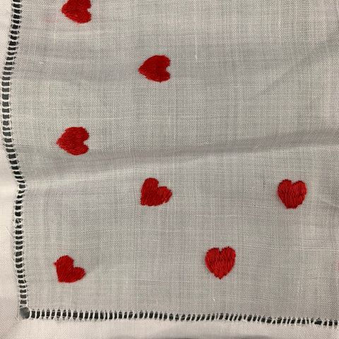 GRANDE MAISON White  Red Heart Linen Pocket Square