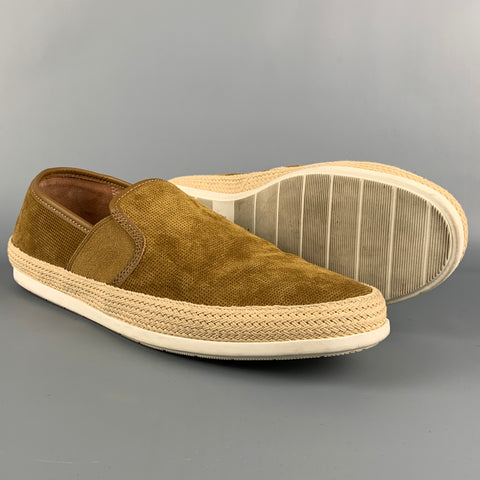 VINCE Talla 10.5 Mocasines sin cordones de ante perforados beige