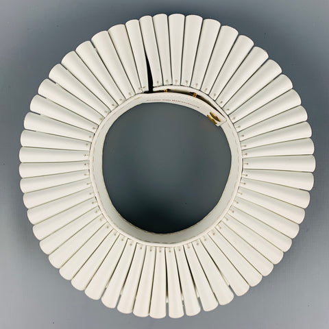 WALTER VAN BEIRENDONCK Spring 2023  White Leather Ruff Collar