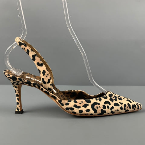 MANOLO BLAHNIK Talla 7 Zapatos de tacón con tira trasera y estampado animal de lona color canela