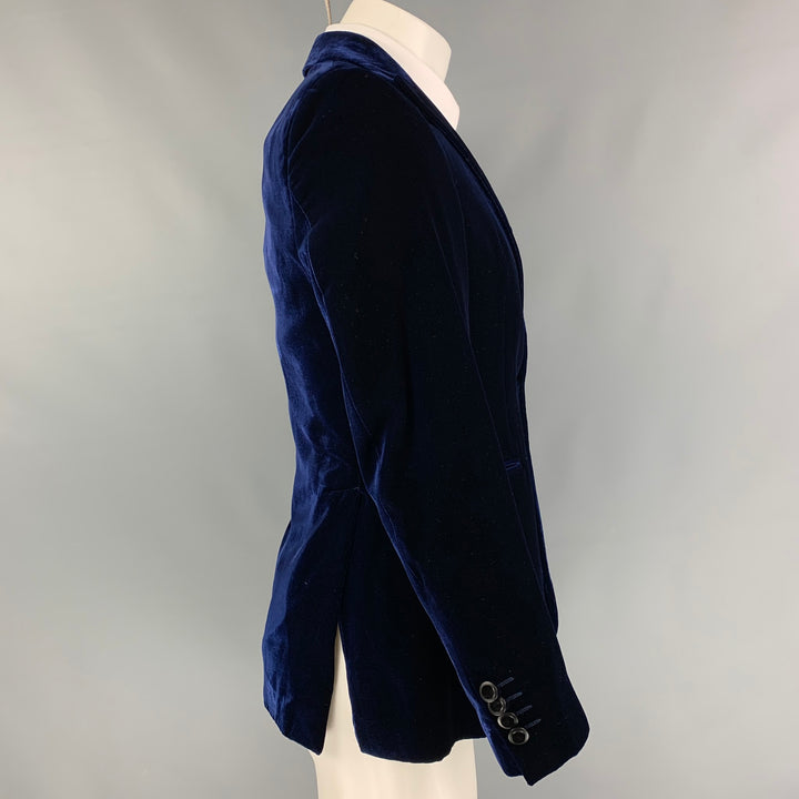 EMPORIO ARMANI Size 36 Blue Velvet Viscose / Silk Peak Lapel Sport Coat