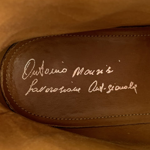 ANTONIO MAURIZI Taille 8,5 Bottes à bout d'aile en cuir perforé noir