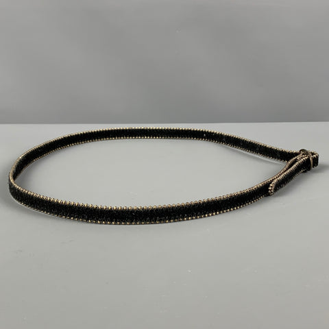 VINTAGE Taille Taille S Ceinture en daim cloutée noire