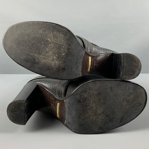 DOLCE &amp; GABBANA Talla 10 Botas con correa en el tobillo de cuero negro con grano de guijarro