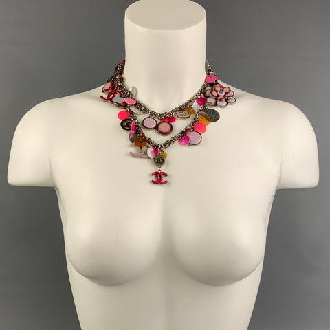 CHANEL S/S 2004 Pink & Silver Enamel Plastic Flower Disc CC Necklace