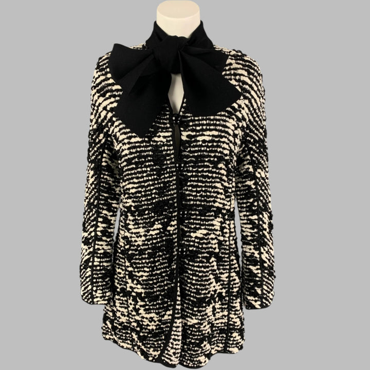 GIORGIO ARMANI Taille 4 Manteau boutonné tissé en mélange de viscose blanc noir