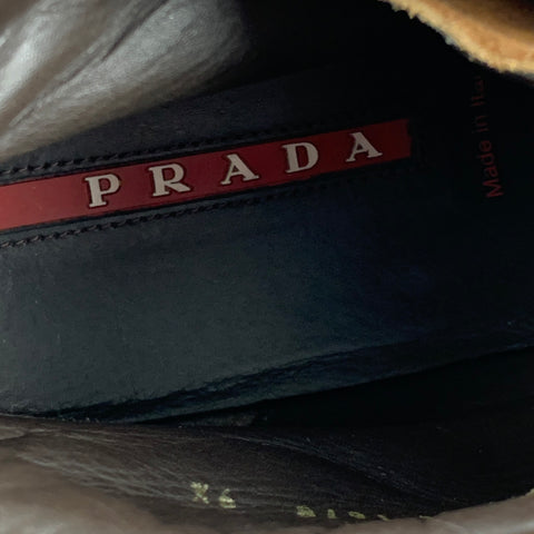 PRADA Baskets montantes en daim marron taille 10