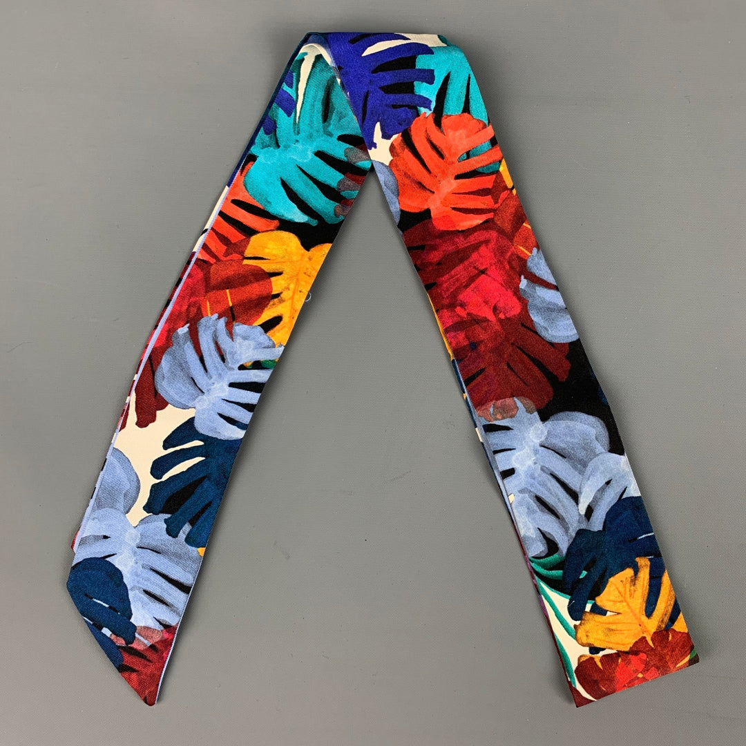 CAROLINA HERRERA Multi-Color Leaf Twill Scarf