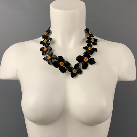 OSCAR DE LA RENTA Black Gold Floral Metal Necklace