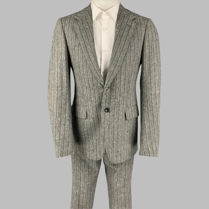 GUCCI Size 38 Grey Stripe Wool Blend Notch Lapel Suit