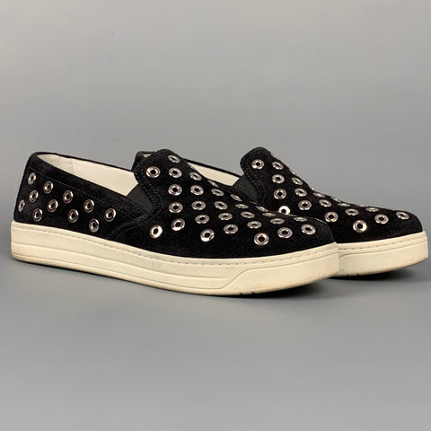 PRADA Sport Talla 7.5 Zapatillas sin cordones de gamuza con ojales negros y plateados