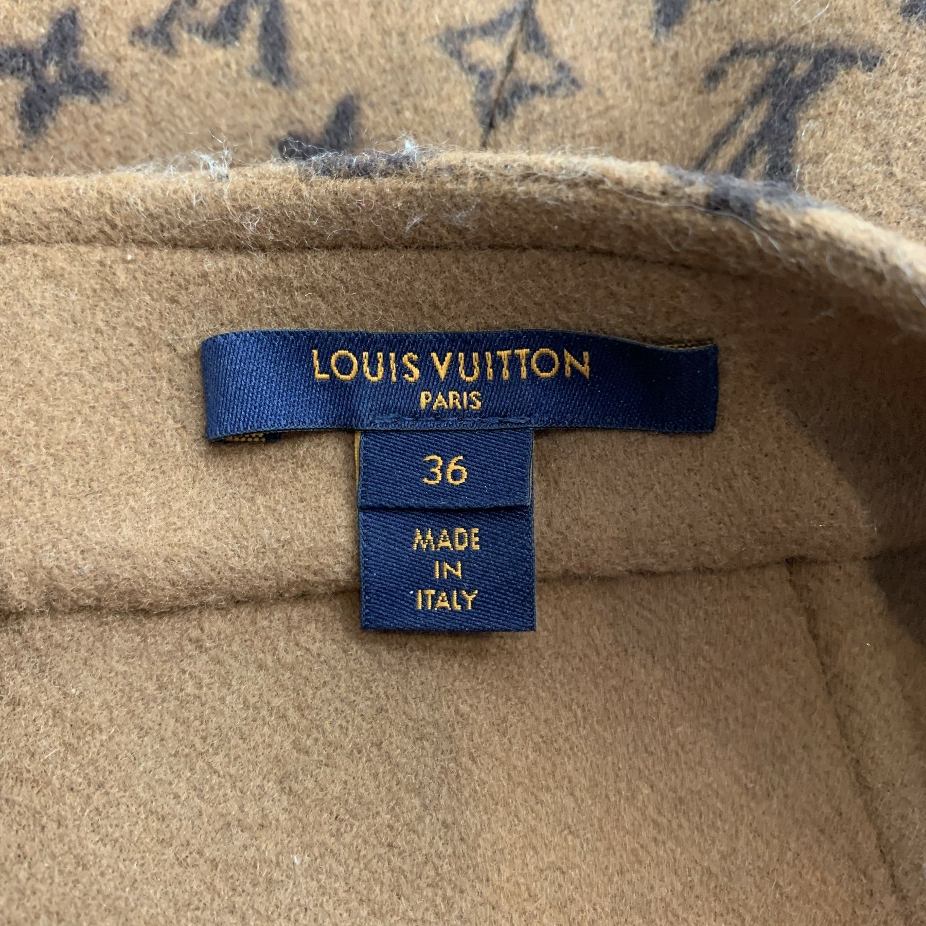 Louis Vuitton Vintage Monogram Mini Skirt ECRU. Size 40