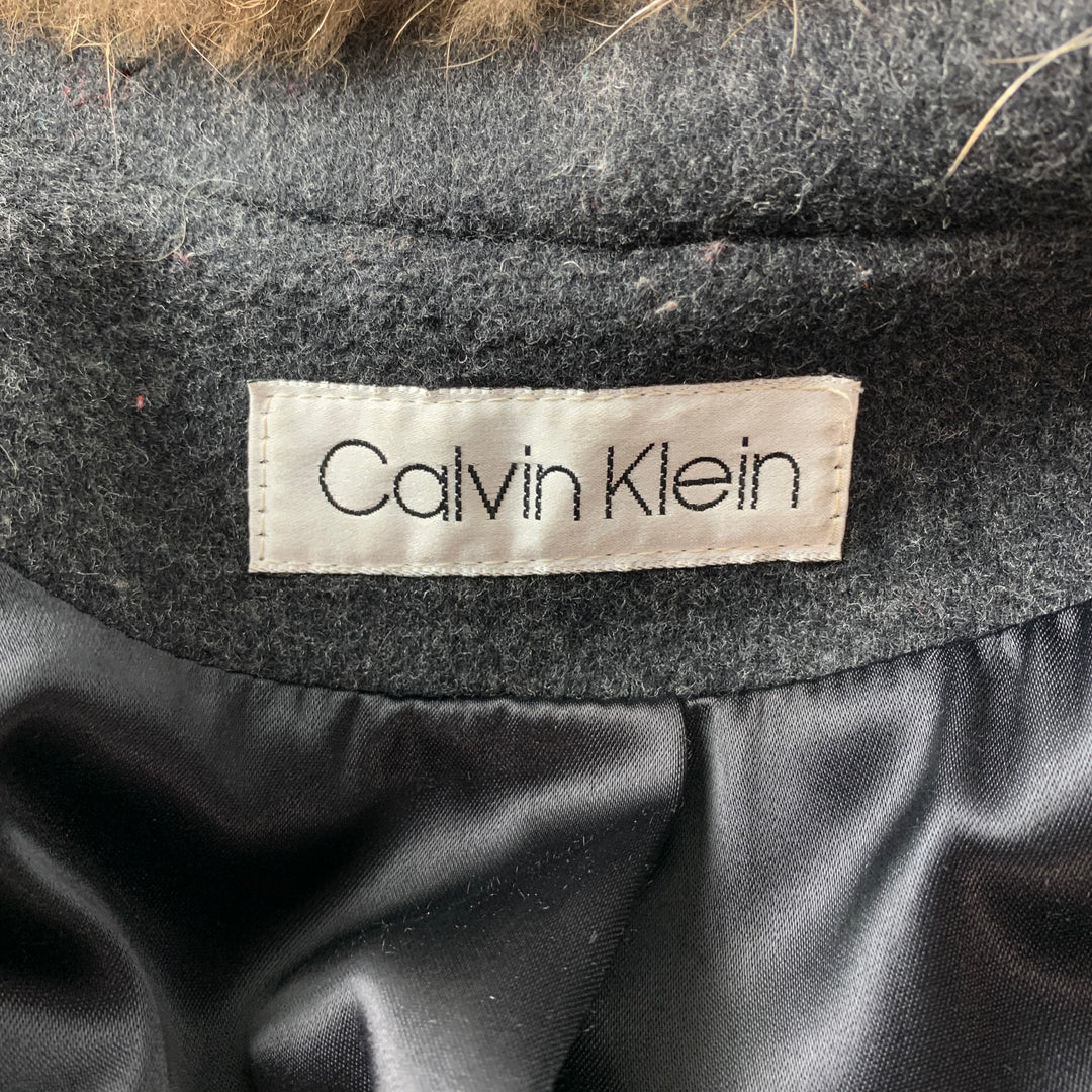 CALVIN KLEIN Abrigo cruzado con ribete de piel en mezcla de lana color carbón talla 10