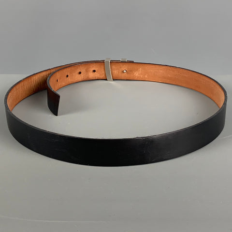 LOUIS VUITTON Size 36 Black Solid Leather Belt