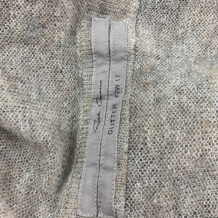 DRKSHDW GLITTER F/W 2017 One Size Light Gray Knitted Asymmetrical Cardigan