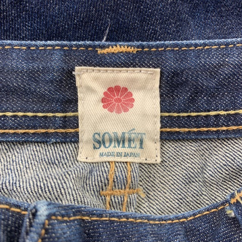 SOMET Size 29 Indigo Contrast Stitch Denim Button Fly Jeans