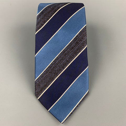 ERMENEGILDO ZEGNA Navy & Blue Diagonal Stripe Silk Tie
