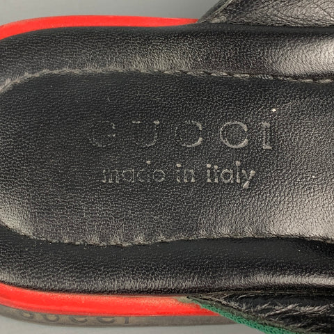 GUCCI Talla 9 Sandalias de dedo de cuero de tejidos mixtos en negro y rojo