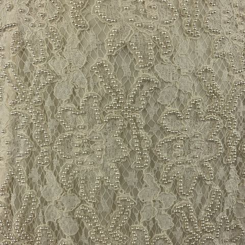CARMEN MARC VALVO Size 4 Cream Beaded Lace Overlay Sleeveless Gown