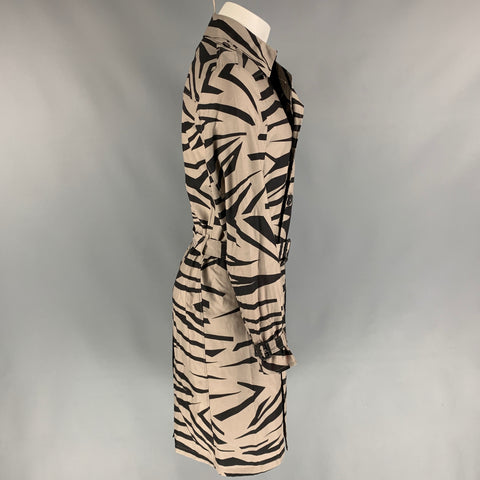 BURBERRY PRORSUM Printemps-Été 16 Taille 38 Trench ceinturé en soie/laine imprimé gris et noir