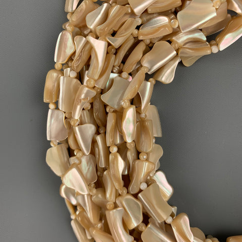 Collier superposé en nacre beige VINTAGE