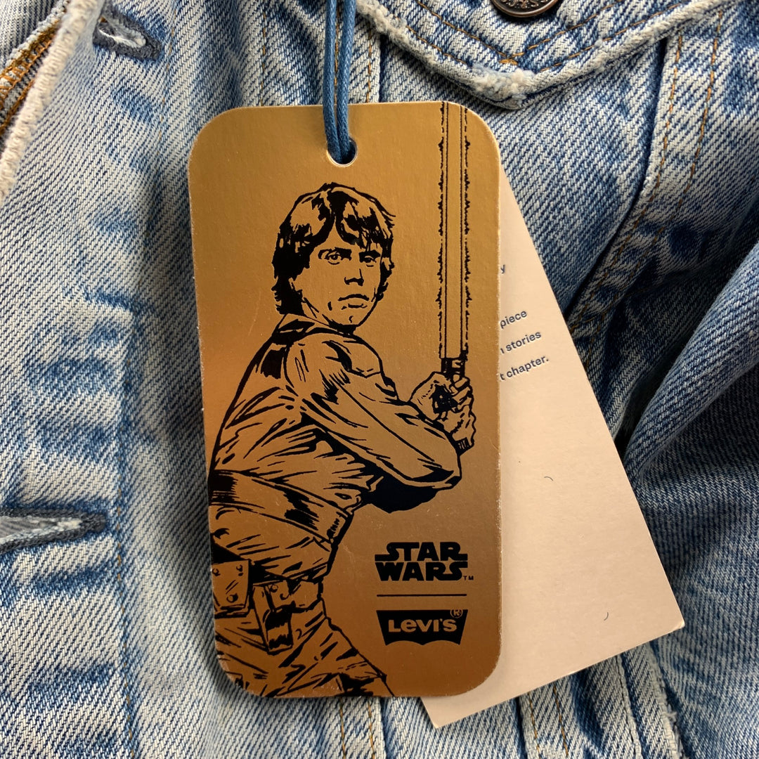 LEVI'S Star Wars Limited Edition Size 38 Blue Chewbacca Embroidery Denim Trucker Jacket