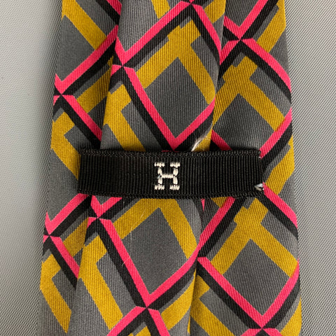 HERMES 161 TA Grey Pink Plaid Silk Tie