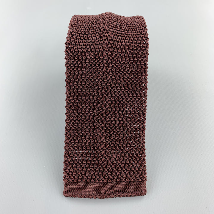 NEW &amp; LINGWOOD Cravate en tricot texturé en soie bordeaux foncé