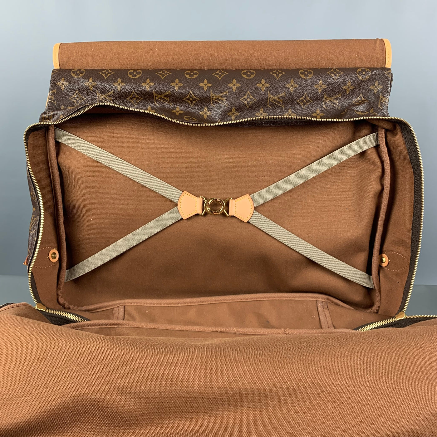 Louis Vuitton, Bags, Large Louis Vuitton Garment Bag